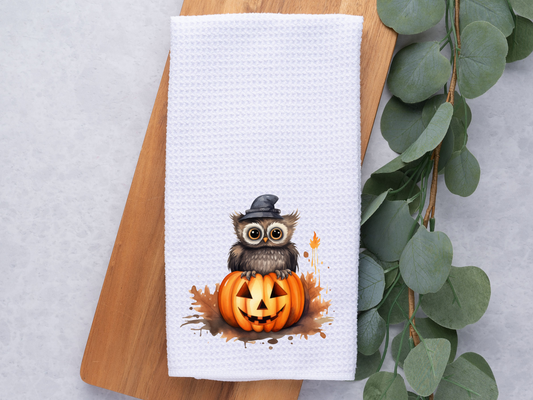 Haunting Owl- Towel