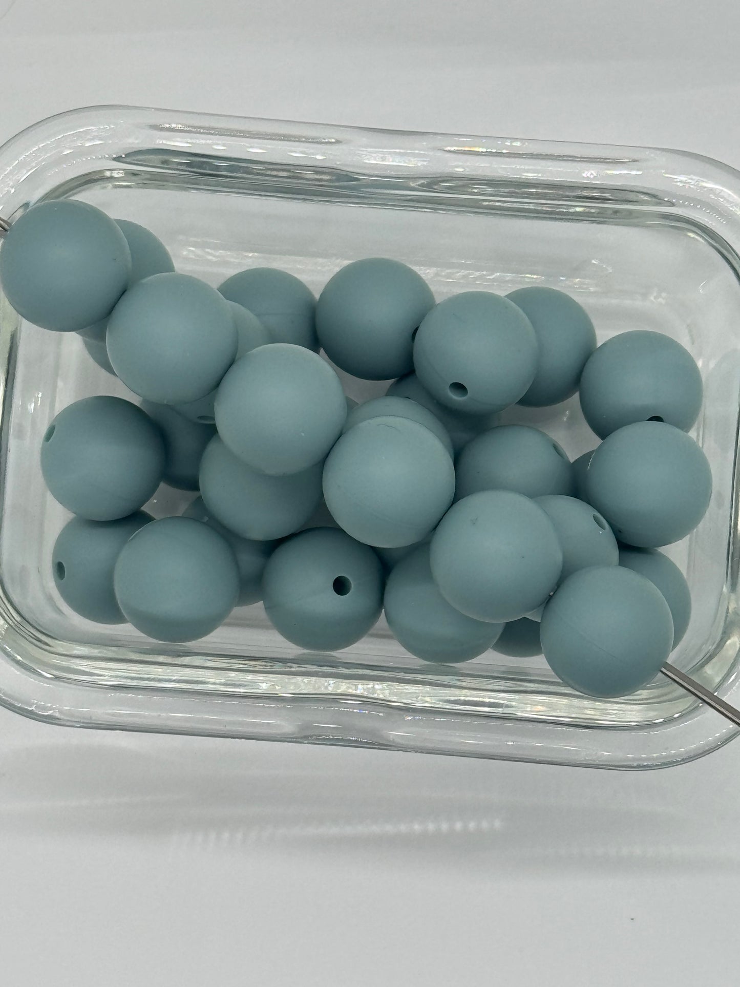 Blue Hue- 15MM Silicone Bead